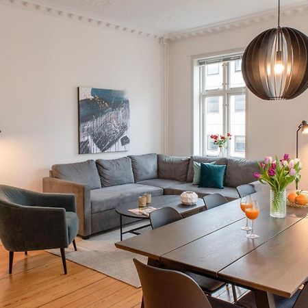 Spacious 3-Bedroom Apartment In The Heart Of Arhus ภายนอก รูปภาพ